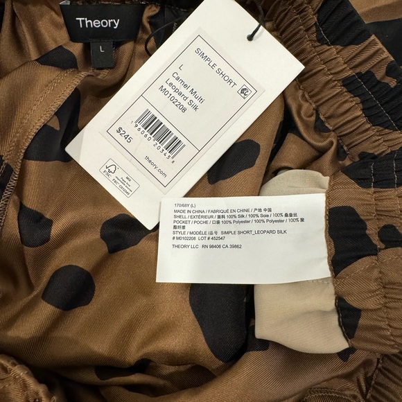 NWT! THEORY Leopard Silk Shorts size Large L